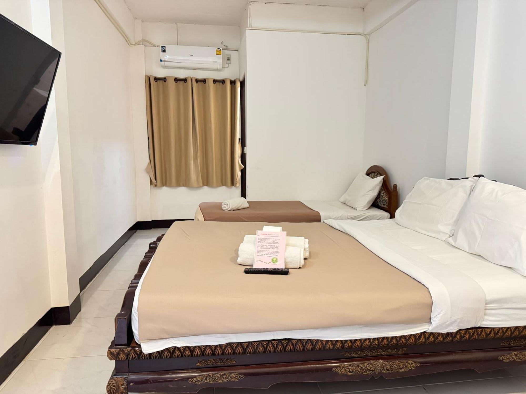 Collection O Khu Mueang Near Tha Phae Gate Formerly Lai Thai Guesthouse Chiang Mai Bagian luar foto